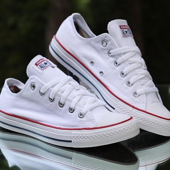Converse Chuck Taylor All Star Low Men’s Size 8 main image 4